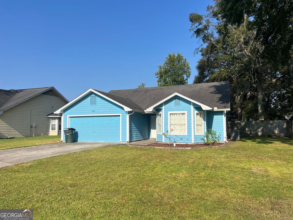 102 Blueberry Court, Kingsland, GA 31548