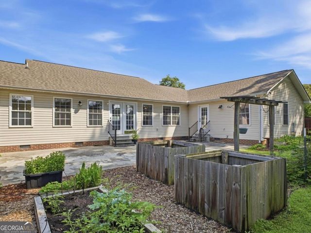 112 Golden Crest Drive, Chatsworth, GA 30705