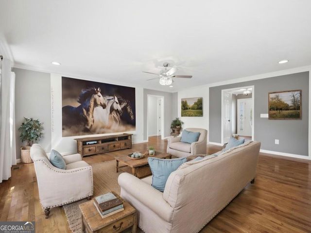 112 Golden Crest Drive, Chatsworth, GA 30705