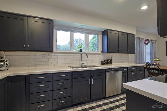 3711 Sherman Avenue, Middletown, OH 45044
