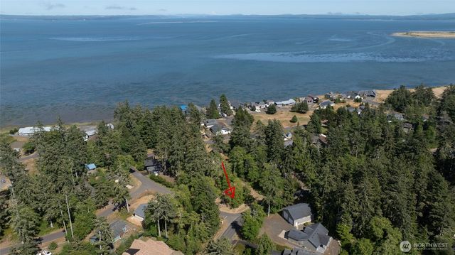 800 Duck Lake Drive SE, Ocean Shores, WA 98569