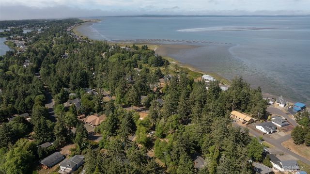 800 Duck Lake Drive SE, Ocean Shores, WA 98569