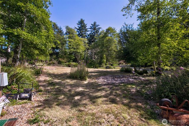 800 Duck Lake Drive SE, Ocean Shores, WA 98569