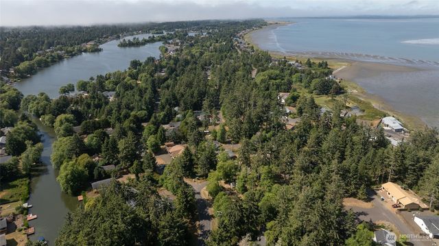 800 Duck Lake Drive SE, Ocean Shores, WA 98569