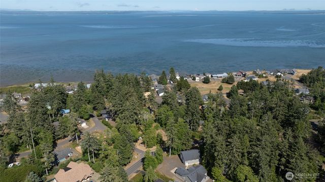 800 Duck Lake Drive SE, Ocean Shores, WA 98569