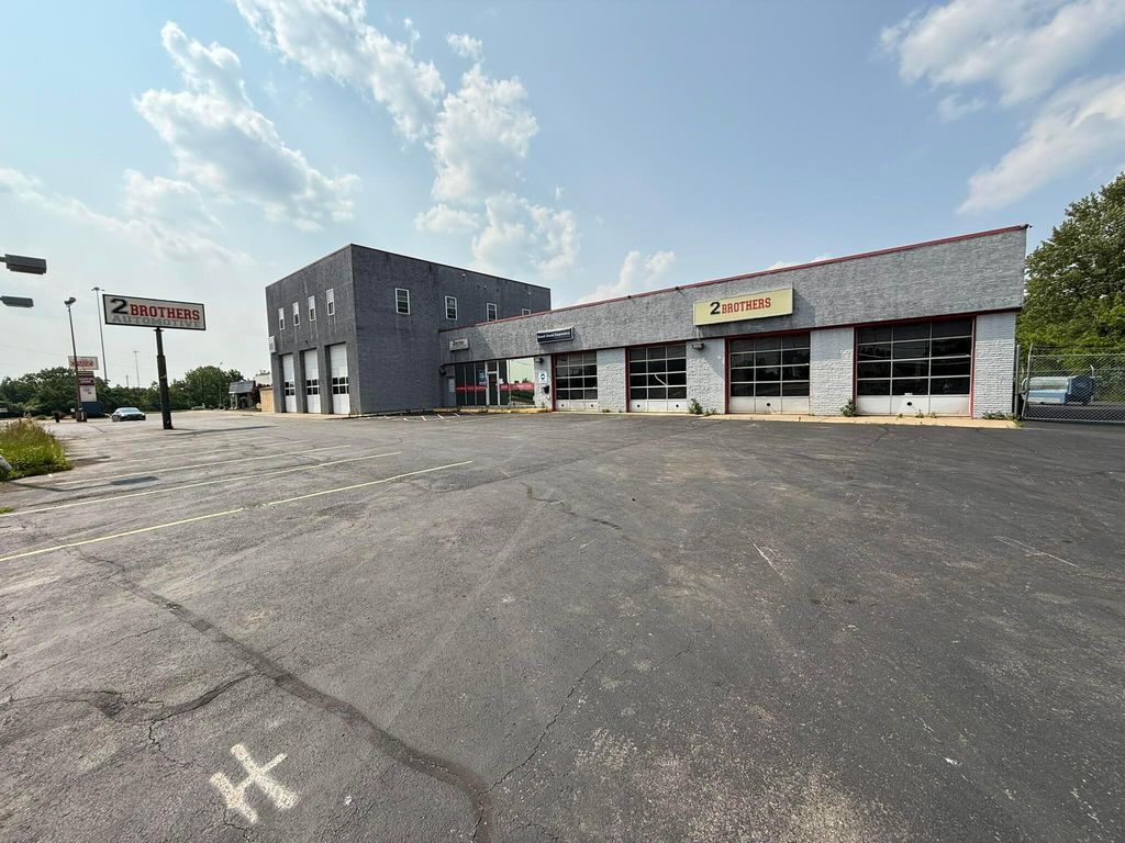 1248 E Dublin Granville Road, Columbus, OH 43229