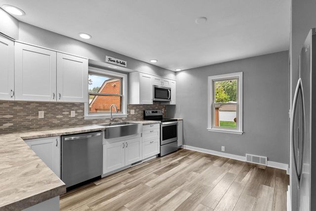 354 E Menasha AVENUE, Whitelaw, WI 54247