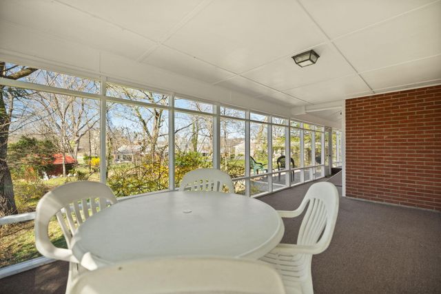 325 Maple Avenue, Burnside, KY 42519