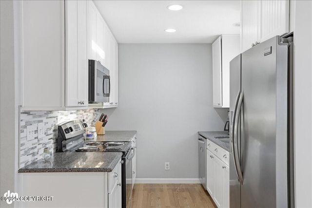 4040 E 65th Avenue, Anchorage, AK 99507