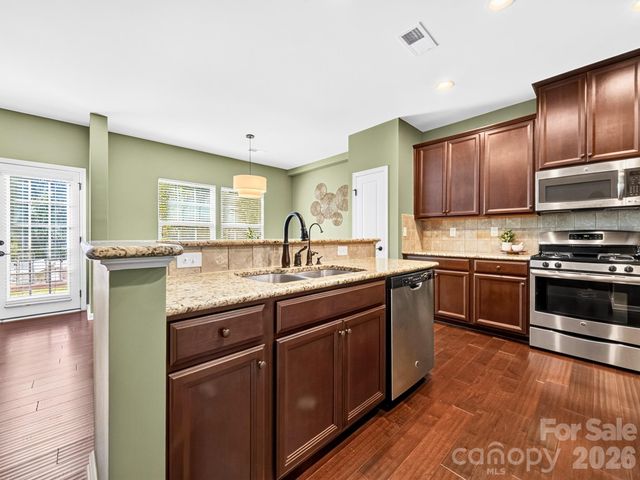 2410 Alyssa Lane, Charlotte, NC 28208