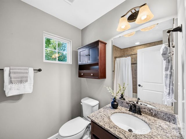 2410 Alyssa Lane, Charlotte, NC 28208