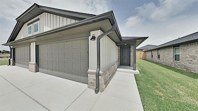 11216 Howard Drive, Oklahoma City, OK 73114