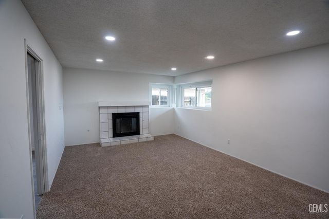 3600 Wood Lane, Bakersfield, CA 93309