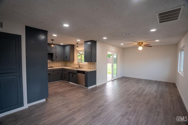 3600 Wood Lane, Bakersfield, CA 93309
