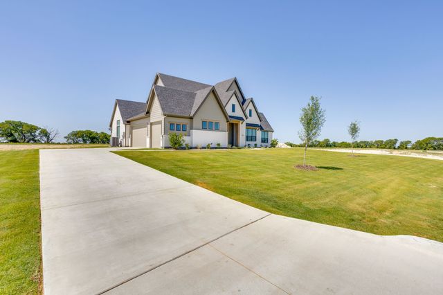 2830 Guadalupe Peak, Waxahachie, TX 75167