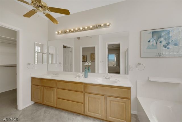 2025 Wildwood Lake Street, Henderson, NV 89052