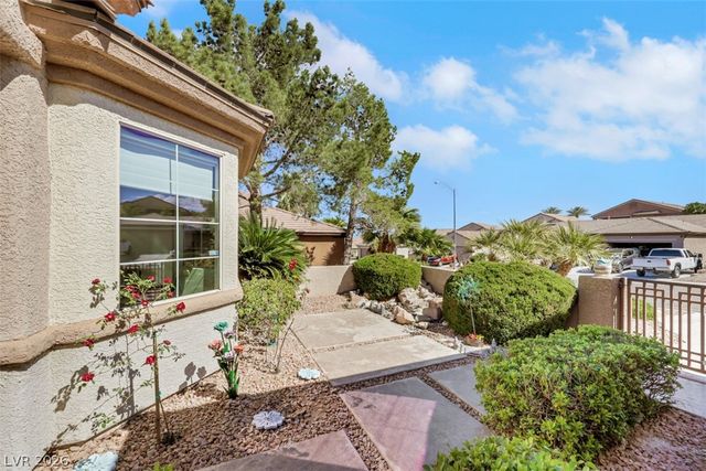 2025 Wildwood Lake Street, Henderson, NV 89052