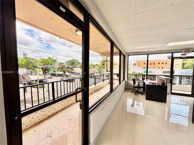 1101 SW 8th Street 203, Miami, FL 33130
