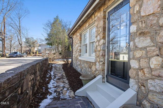 2609 Davis Street, Raleigh, NC 27608