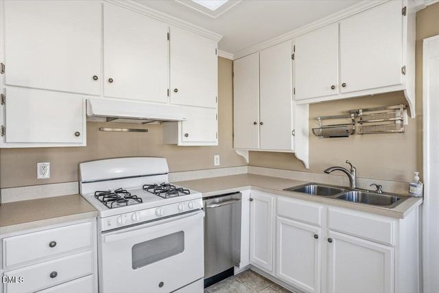 2609 Davis Street, Raleigh, NC 27608