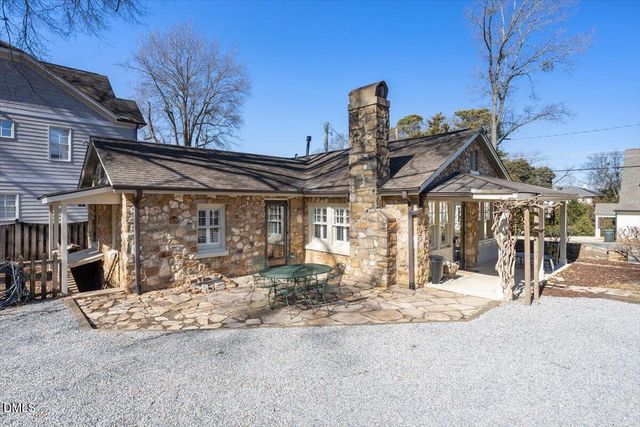 2609 Davis Street, Raleigh, NC 27608