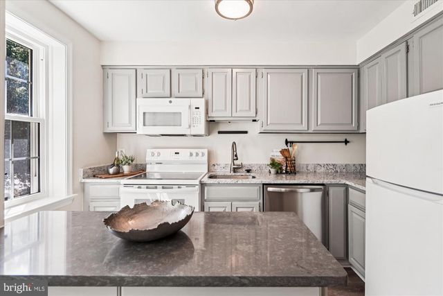 2210 WASHINGTON AVE #W-103, Silver Spring, MD 20910