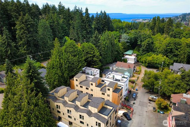 4317 35th Ave W, Seattle, WA 98199
