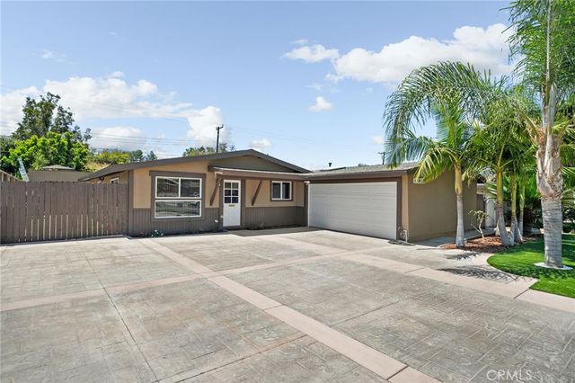 19042 E Center, Orange, CA 92869