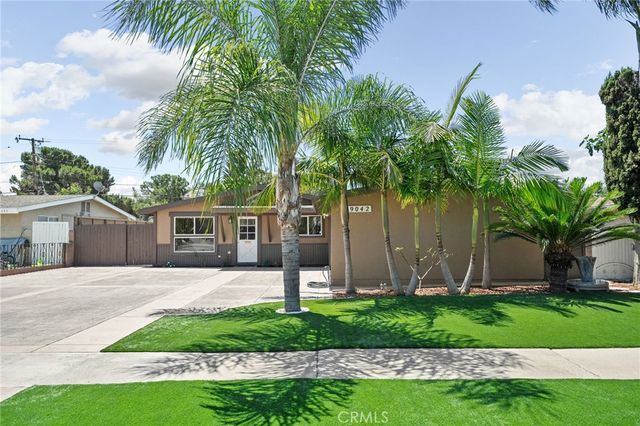 19042 E Center, Orange, CA 92869