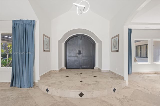 2561 Lucille Drive, Fort Lauderdale, FL 33316