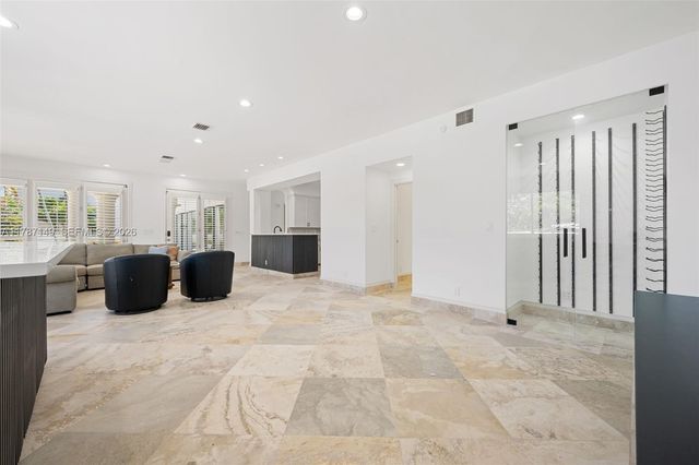 2561 Lucille Drive, Fort Lauderdale, FL 33316