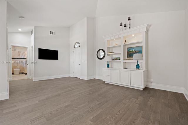 2561 Lucille Drive, Fort Lauderdale, FL 33316