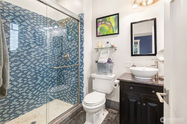 6016 44th Avenue SW, Seattle, WA 98136