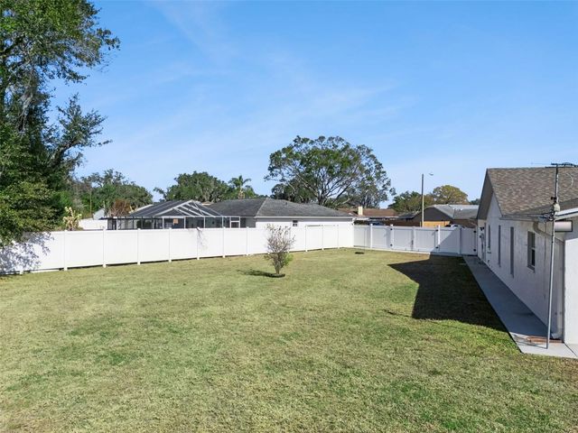 201 GLENRIDGE LOOP S, Lakeland, FL 33809