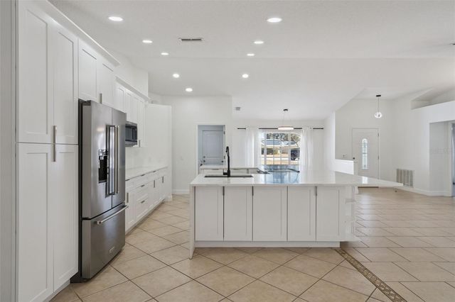 201 GLENRIDGE LOOP S, Lakeland, FL 33809