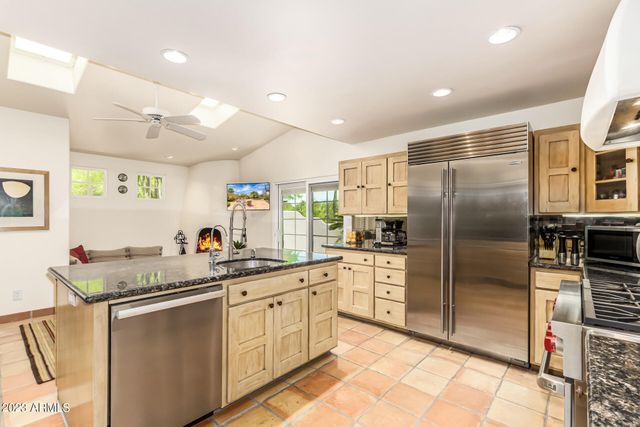 1063 N BOULDER Drive, Carefree, AZ 85377