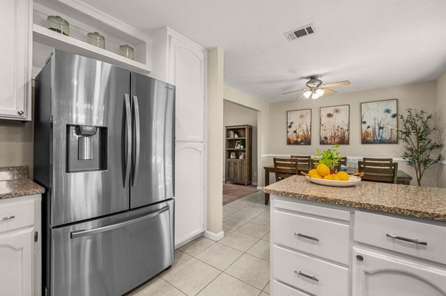 105 Snow Bar Ct, Folsom, CA 95630