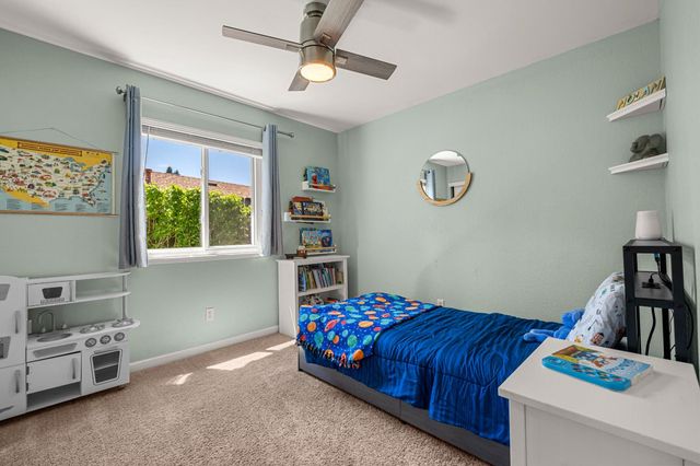 105 Snow Bar Ct, Folsom, CA 95630