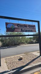 210 VLADEK Circle 199, Morristown, AZ 85342