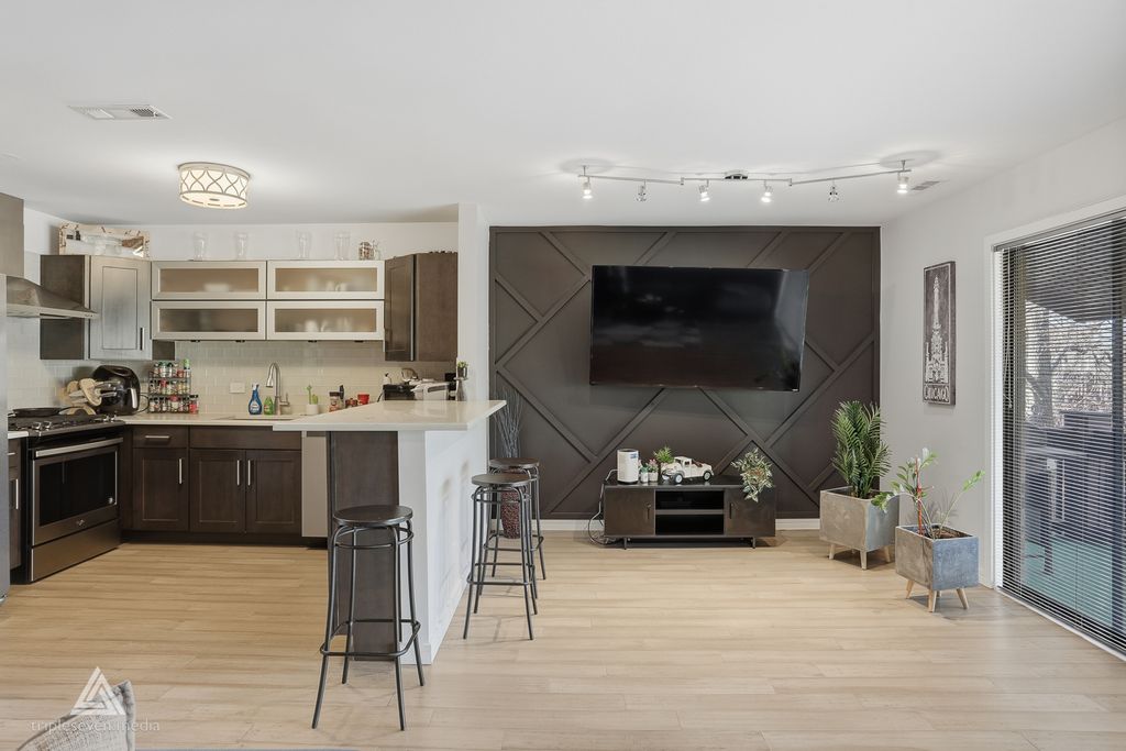 9609 Austin Avenue W3, Oak Lawn, IL 60453 — photo 5