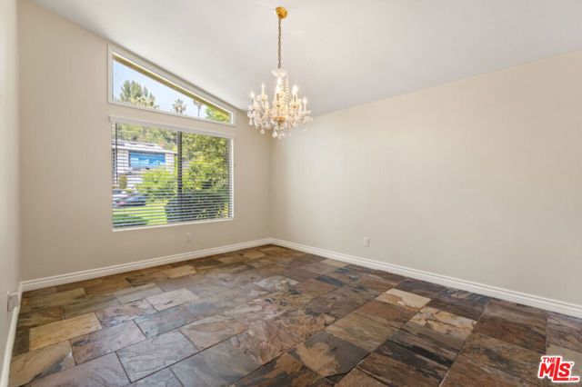 22840 Sparrowdell Drive, Calabasas, CA 91302