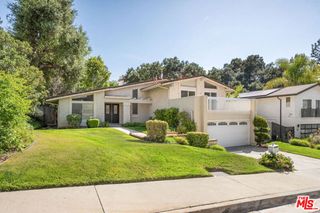 22840 Sparrowdell Drive, Calabasas, CA 91302