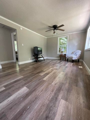 302 Stancil Road, Rossville, GA 30741