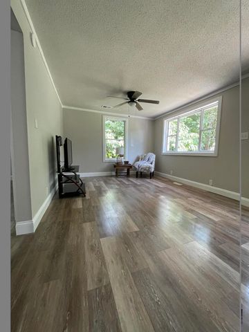 302 Stancil Road, Rossville, GA 30741