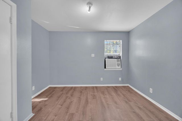 1144 Northwestern Ave B, Austin, TX 78702