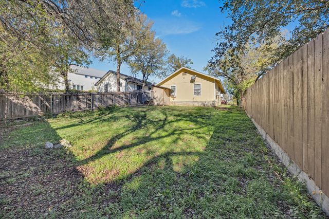 1144 Northwestern Ave B, Austin, TX 78702