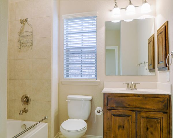 200 Sir Brine Drive, Lewisville, TX 75056