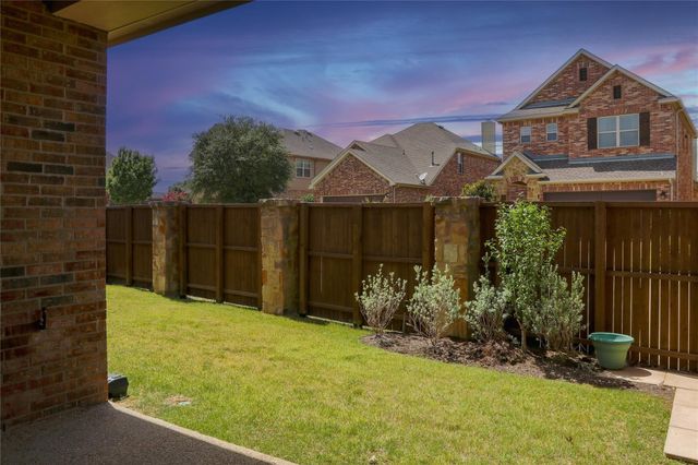 200 Sir Brine Drive, Lewisville, TX 75056