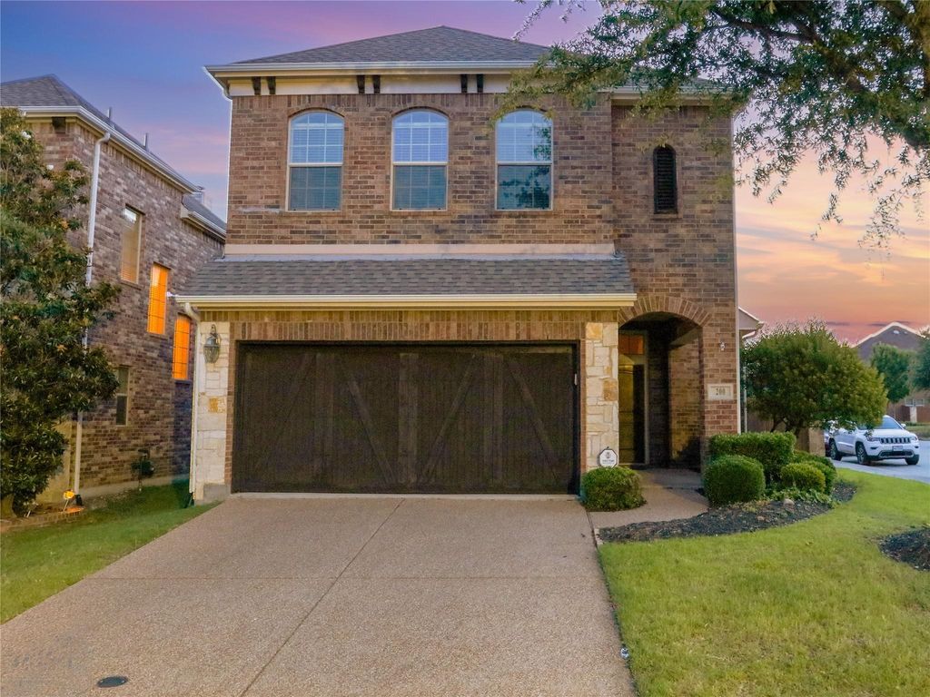 200 Sir Brine Drive, Lewisville, TX 75056