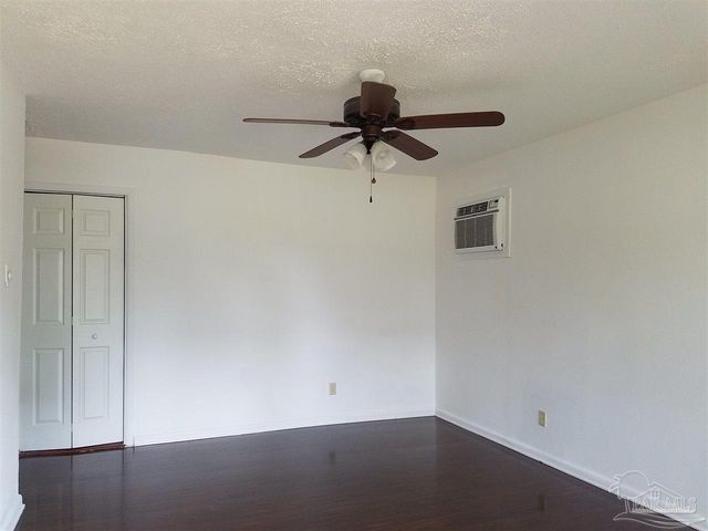 6426 Wagner Rd, Pensacola, FL 32505